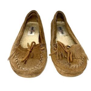 Minnetonka Moccasin Kilty Hardsole, Woman's Sz 9.